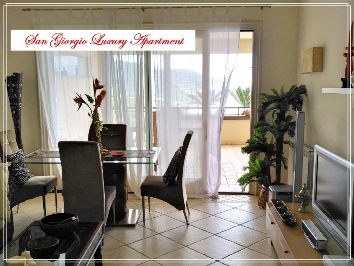 San Giorgio Luxury Apartment Taormina-Panoramic Pool & Parking Space 外观 照片